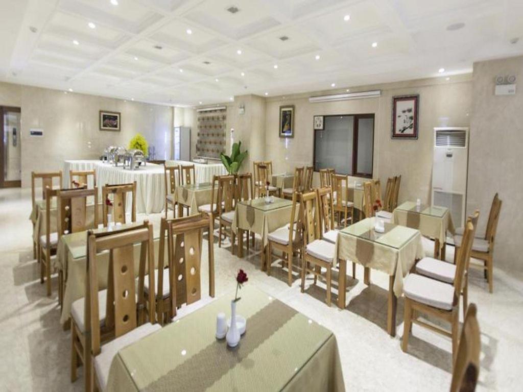 Moonlight Hotel Suites & Spa - Romantic River View & City View, High Floor, Near Dragon Bridge Đà Nẵng Exterior foto
