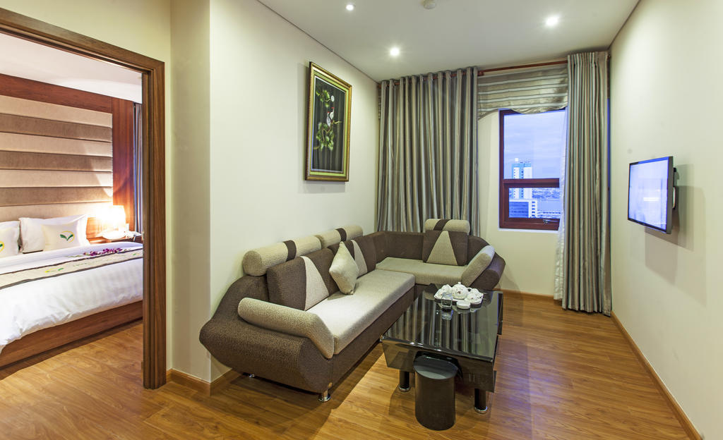 Moonlight Hotel Suites & Spa - Romantic River View & City View, High Floor, Near Dragon Bridge Đà Nẵng Zimmer foto